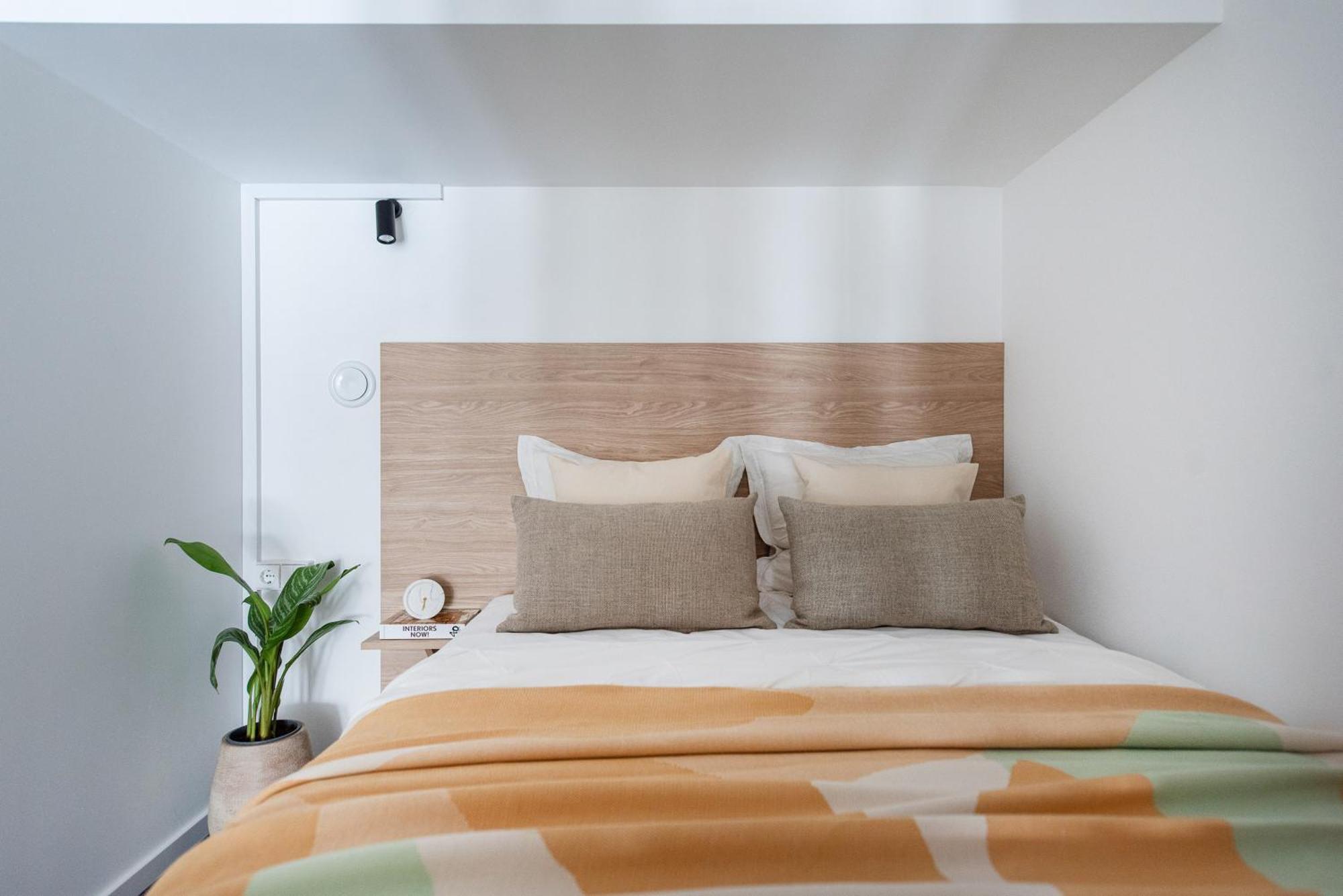 We Loft Butas